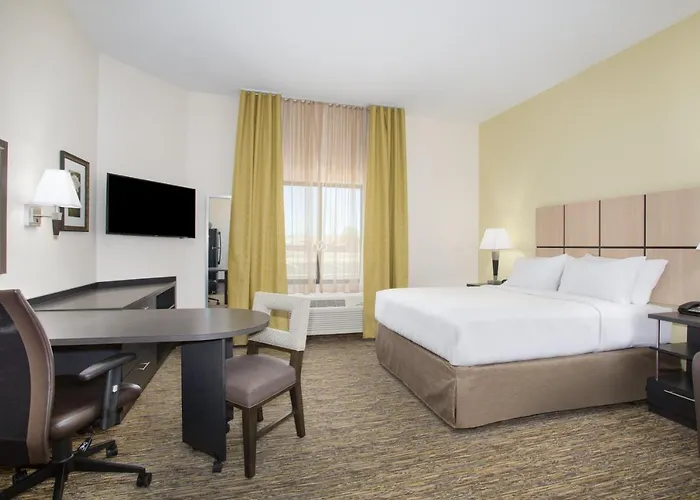 Candlewood Suites Pueblo