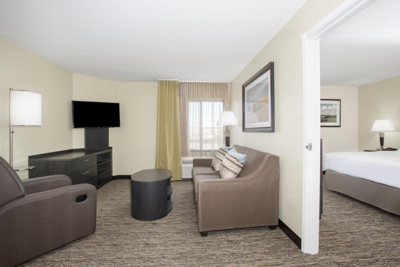 Hotel Candlewood By Ihg Pueblo